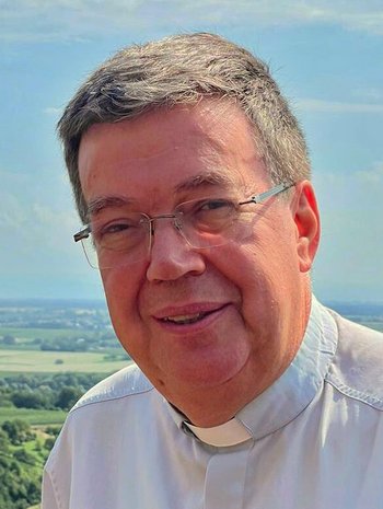Pfarrer Bernd Höckelsberger Pfarrer Bernd Höckelsberger